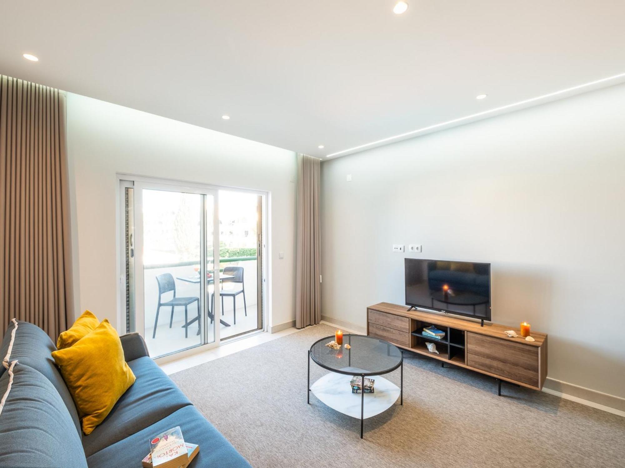 Apartment Modern Apartment, Sleeping 4 *